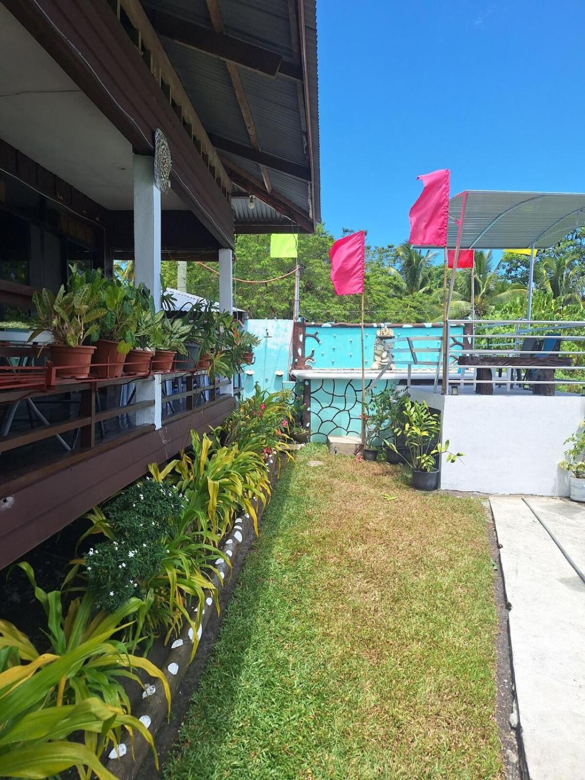 Island Samal Overlooking View House With Swimming Pools San Antonio  Exteriör bild