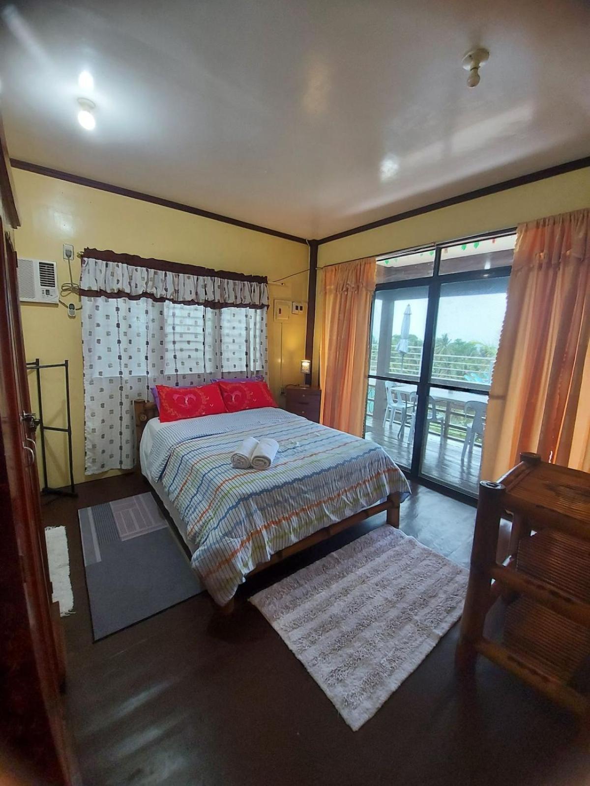 Island Samal Overlooking View House With Swimming Pools San Antonio  Exteriör bild
