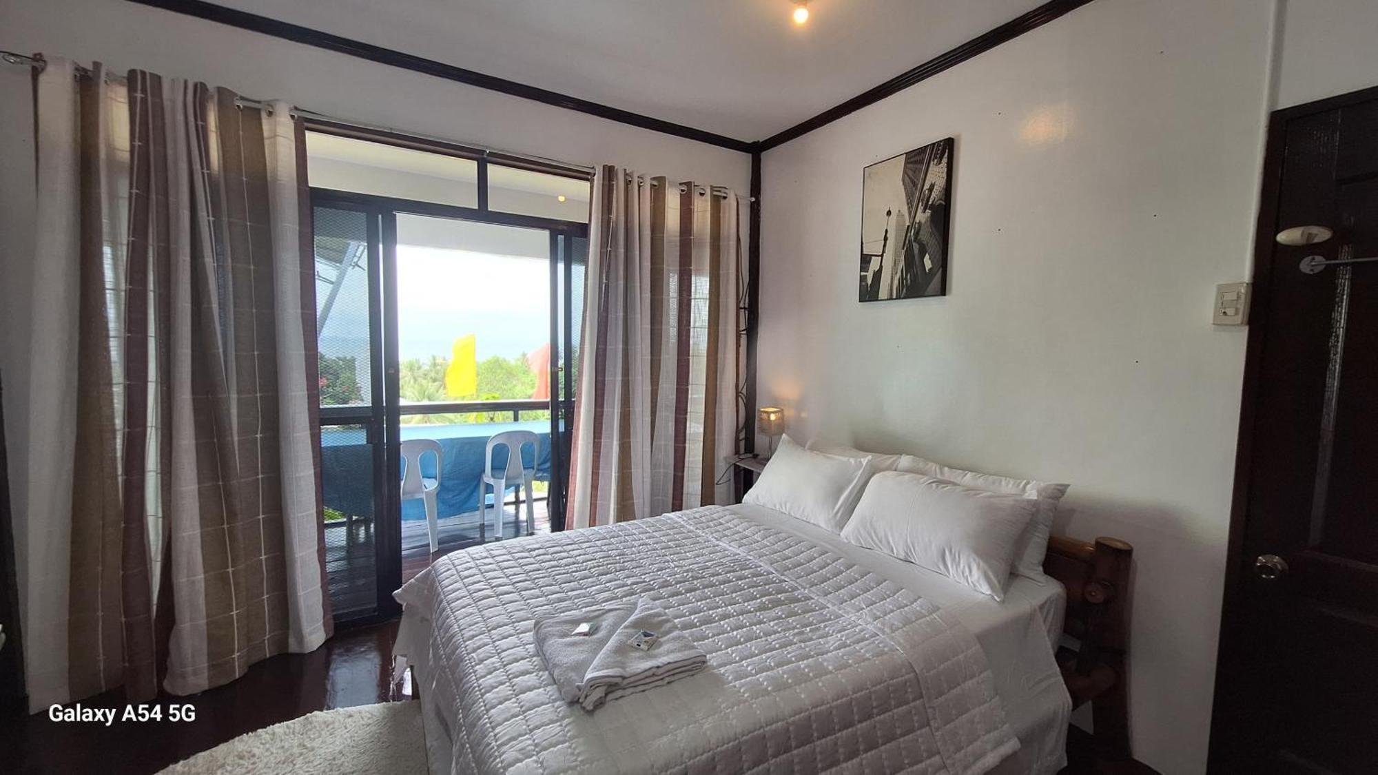Island Samal Overlooking View House With Swimming Pools San Antonio  Exteriör bild
